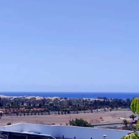 فيلة Villasroyale Rex - Fit For A King!