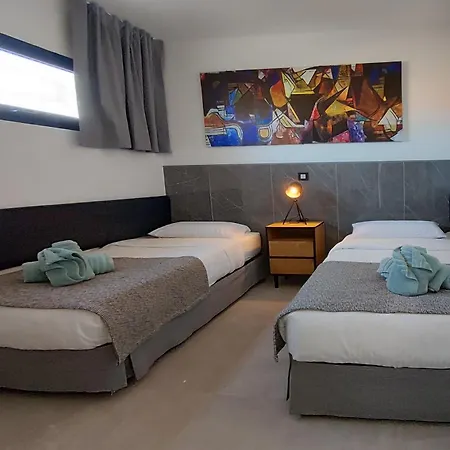 Villasroyale Rex - Fit For A King! * ميلونيذاس