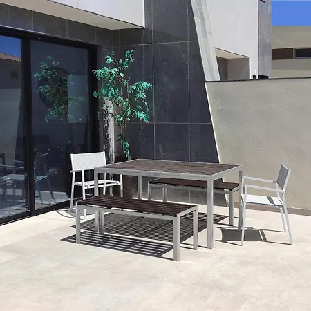 فيلة Villasroyale Rex - Fit For A King!