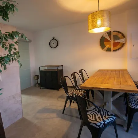 빌라 Villasroyale Rex - No Steps, Easy Access, Heated Pool & Bbq 멜로네라스